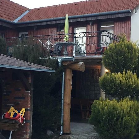Hotel Car-Es Panzio Veľký Meder Zewnętrze zdjęcie